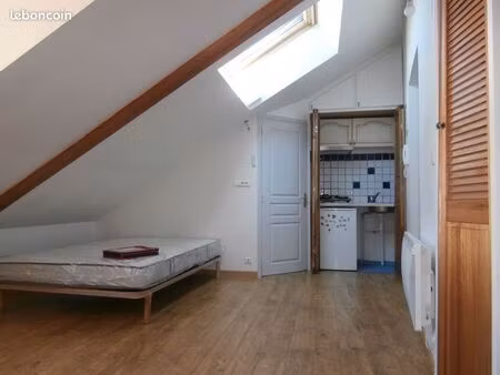 studio 1 pièce 17 m²