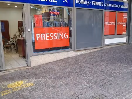 pressing retoucherie