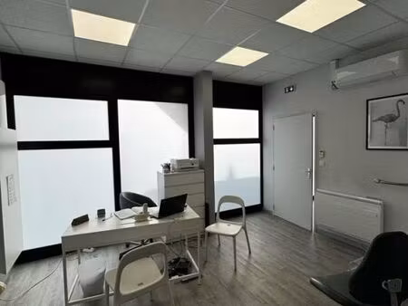 local commercial 50 m²