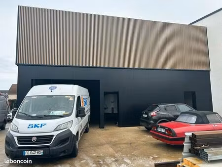 local d'activite 240 m² maurecourt