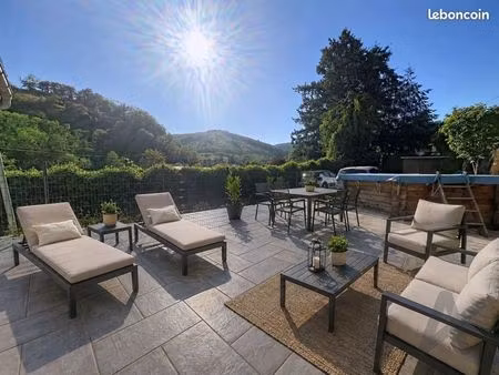 maison 7 pièces 159 m²