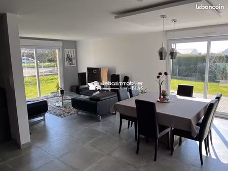 maison 6 pièces 148 m²