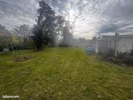 terrains 1600m2 villemomble