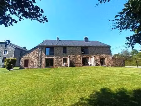 trois superbe gîtes très rentable et un grand appartement