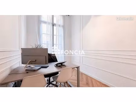 bureau rue saint guilhem