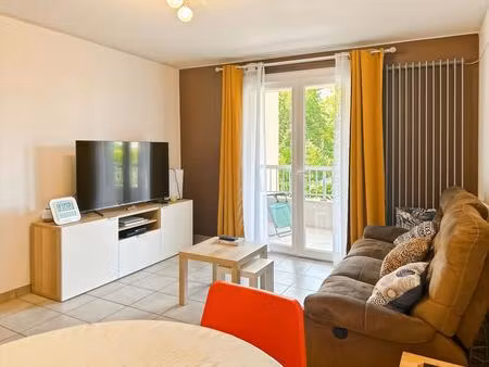 romans sur isere - centre - 2 chambres - 2 terrasses - 2 places de parking