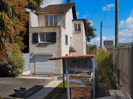 maison houilles 104m2