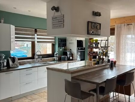 maison 8 pièces 240 m2