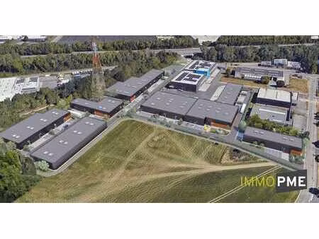 unités pme de 159 à 1.500 m²