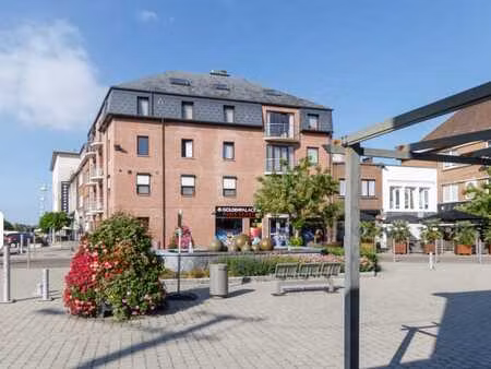 bel appartement spacieux et lumineux en centre ville!