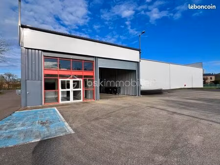 local industriel 728 m²