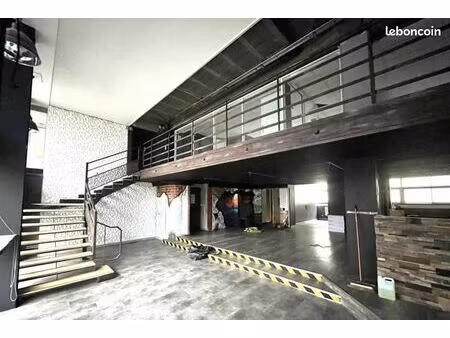 local commercial 250 m²