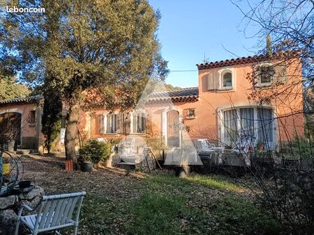 maison 6 pièces 151 m²