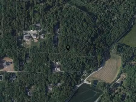 **terrain exceptionnel dans les ardennes : espace et nature