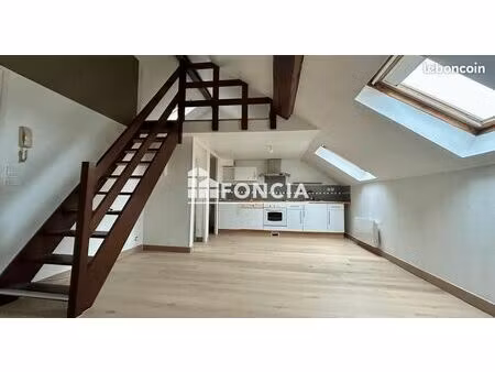 vieux lille - t1 bis de 34m2 loi carrez et 49m2 au sol