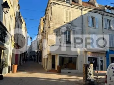 local commercial 85 m²