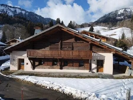 rare ! ferme savoyarde rénovée plein sud à praz-sur-arly (74120)