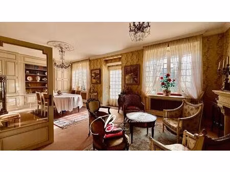 a vendre jolie maison de caractère proche du centre finistère