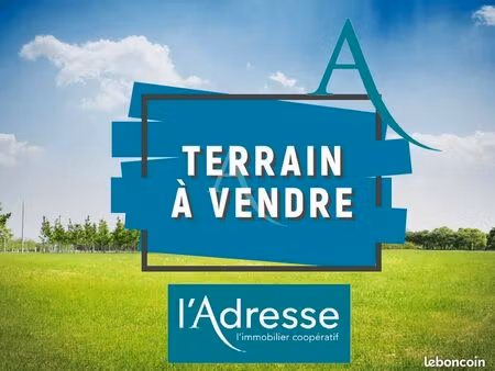 terrain 747 m² castelginest