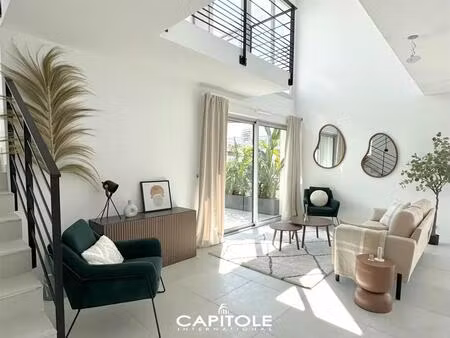 antibes - superbe appartement 4p en duplex de 110 m²  à pied du centre-ville et au calme .