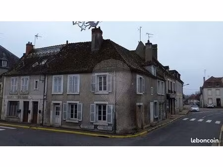 immeuble 6 pièces 155 m²