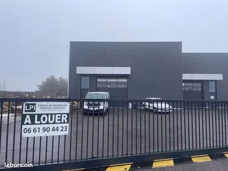 bureaux 528 m² apprieu