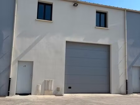 location entrepôt bureaux