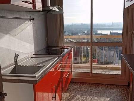 appartement f2 blois vue sur la loire
