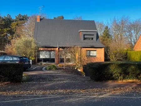 maison - 5 pièces - 125 m²