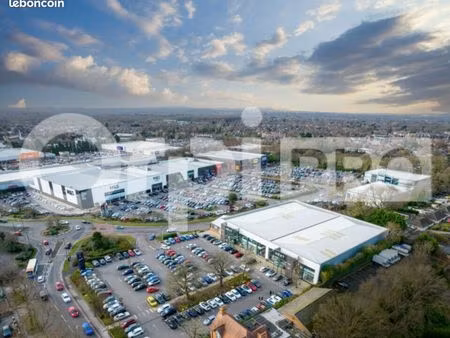 local commercial 484 m²