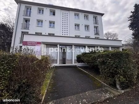 local commercial 218 m²