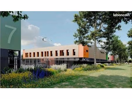 local d'activité 1 264 m²