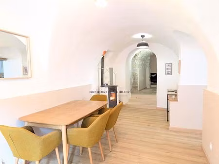 maison de village t4 de 90m2 entièrement rénovée