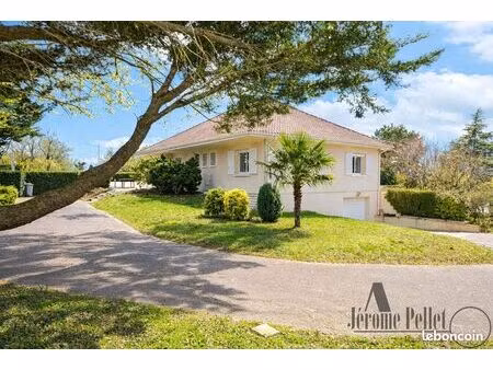 maison 5 pièces 132 m²