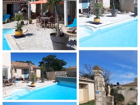 grande maison de village avec piscine  garage  jardin