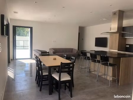 villa 5 pièces 115 m²