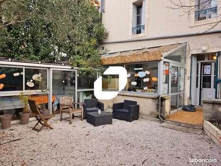 bureaux hôtel 300 m²