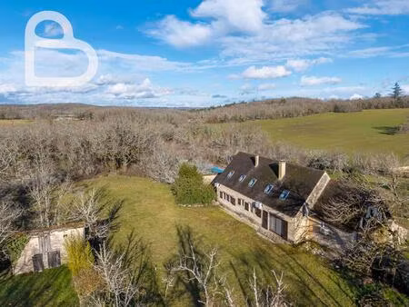 superbe propriété en pierre rénovée avec piscine 5 chambres