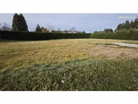 terrain 1486 m² saint-pal-de-mons