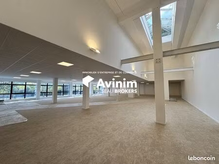 bureaux 700 m² saint-denis