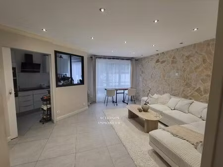 apaisant - f4 en duplex avec parking