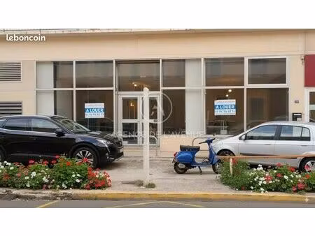 local commercial 185 m² la seyne-sur-mer