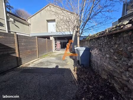 local 130 m² saint-just-saint-rambert