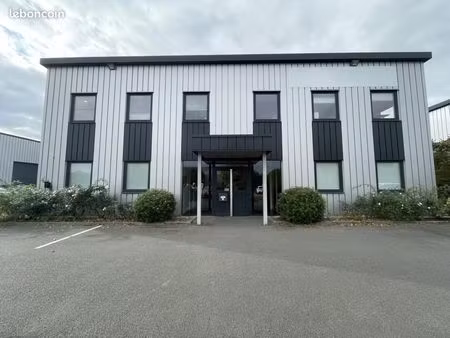 bureaux 616 m²