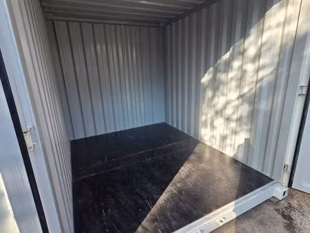 box de stockage de 16m3 à combaillaux