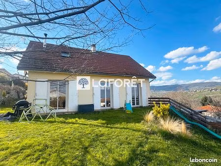 maison 6 pièces 130 m²