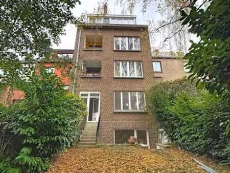 duplex rénové 2ch-non meublé-118m2+ jardin 100m2- auderghem