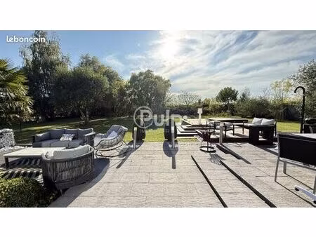 maison 6 pièces 200 m²