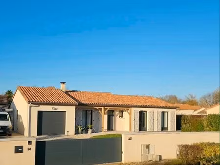 maison rénovée plain-pied 102m²