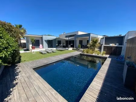 villa d’architecte 240m2 - piscine - 15 min montpellier